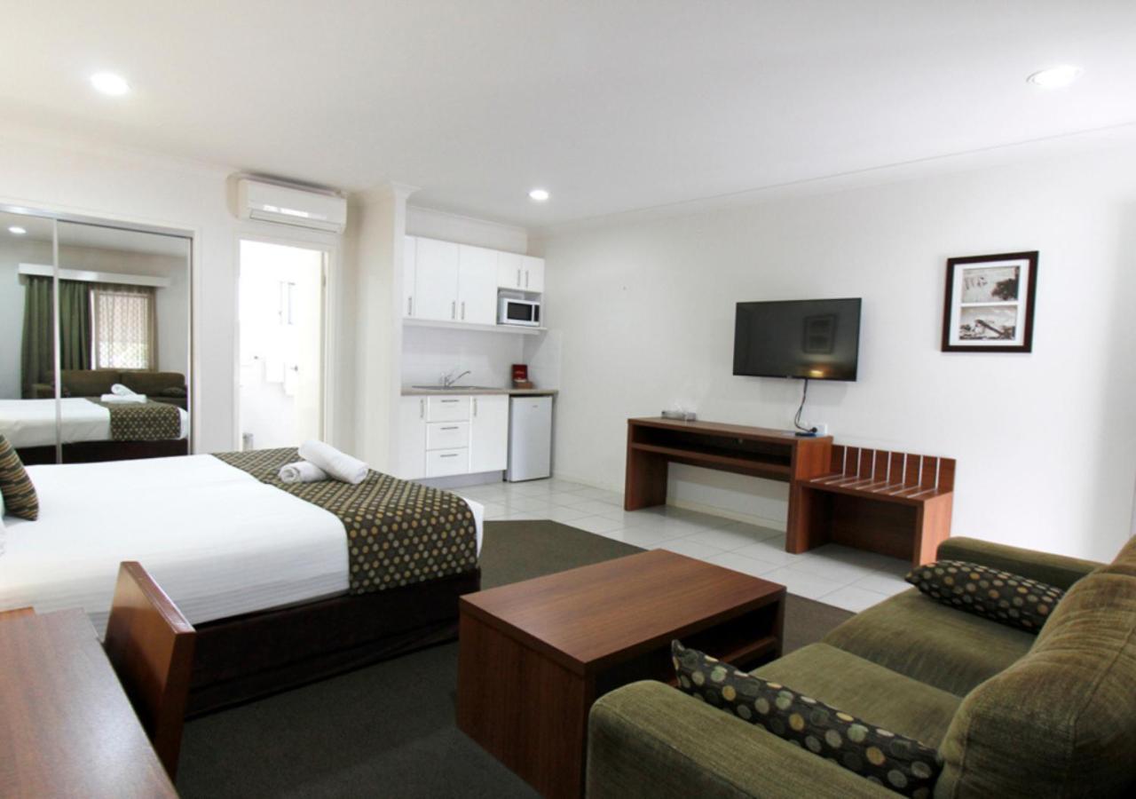 Chinchilla Downtown Motor Inn Экстерьер фото